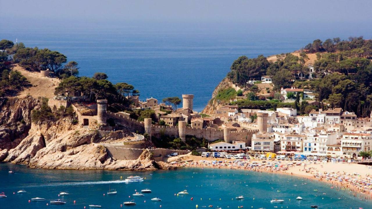 Luminoso Y Reformado Apartamento A 1Min De Playa Tossa de Mar Exterior photo